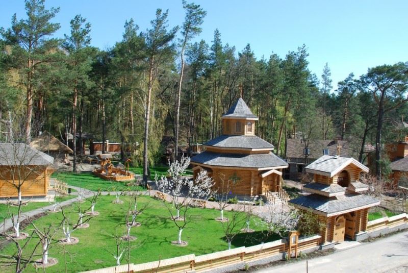 Етнографічний комплекс “Українське село”